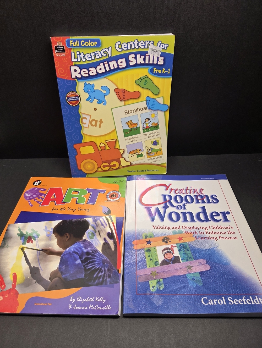 Early Educator TeacherResource Lot: Literacy, Art, & Classroom Design (Lot of 3)